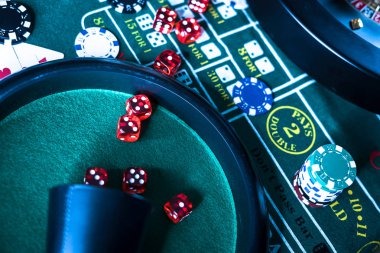 Live dealer table interface showing payment method options and account balance
